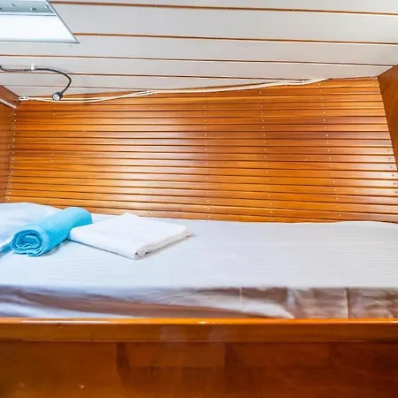 Cyclades Sailing Experience Hotel en barco *